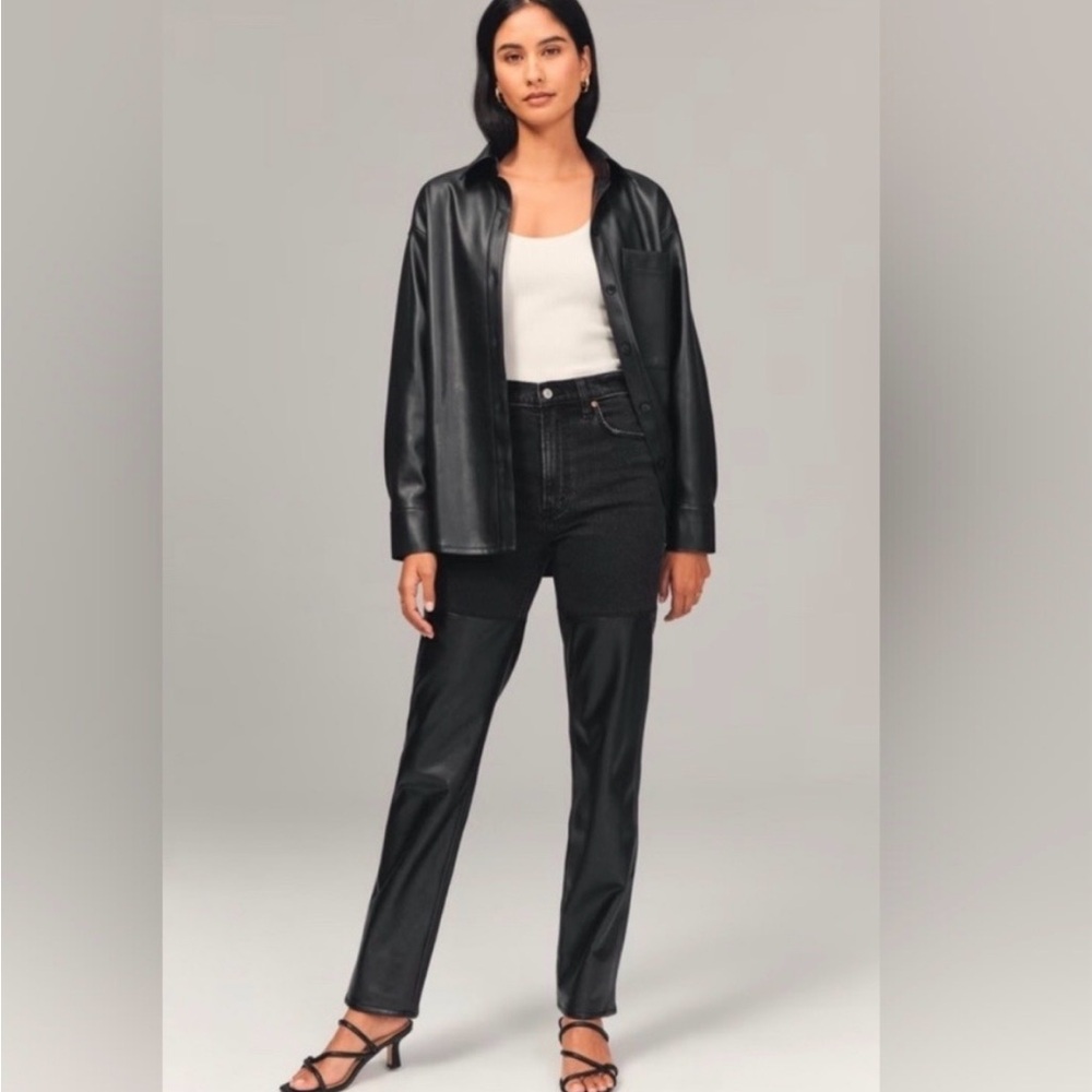 Abercrombie & Fitch Black '90s Straight Ultra High Rise Jeans